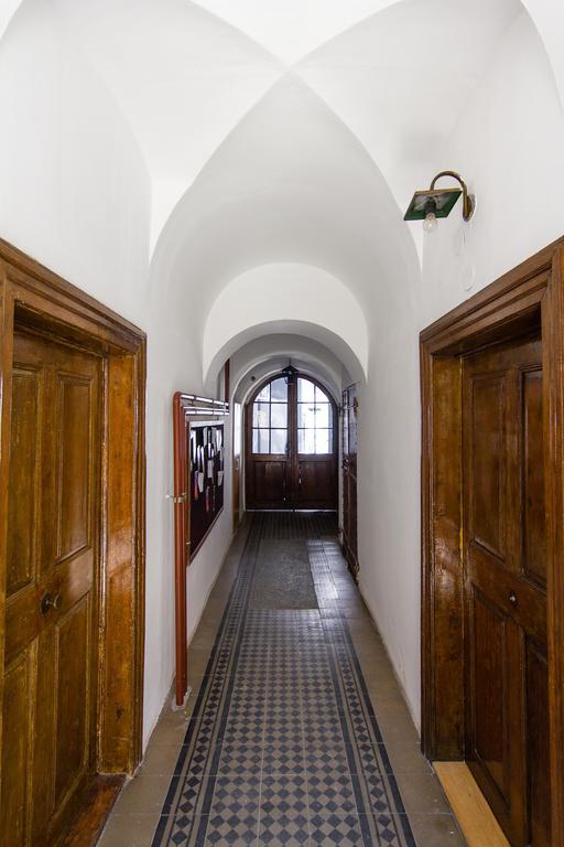 Hostel Tufna Осієк Екстер'єр фото